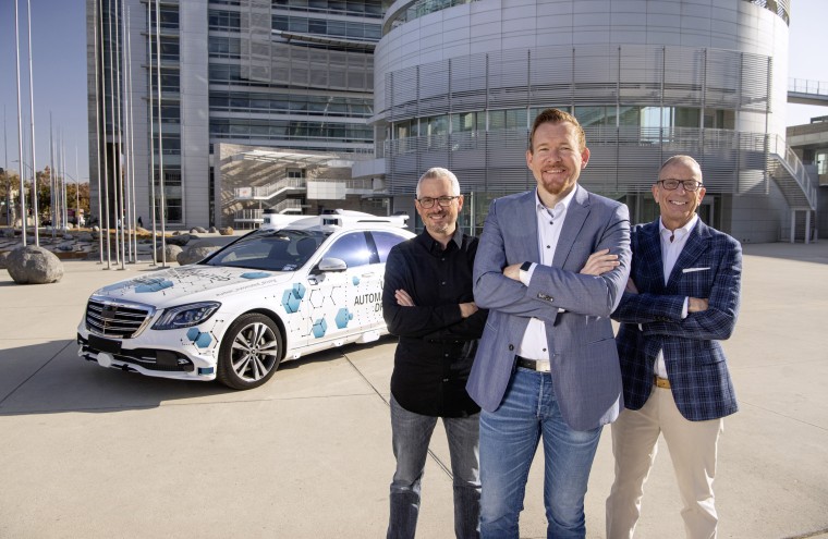 Mercedes-Benz y Bosch empiezan las pruebas para el auto automatizado