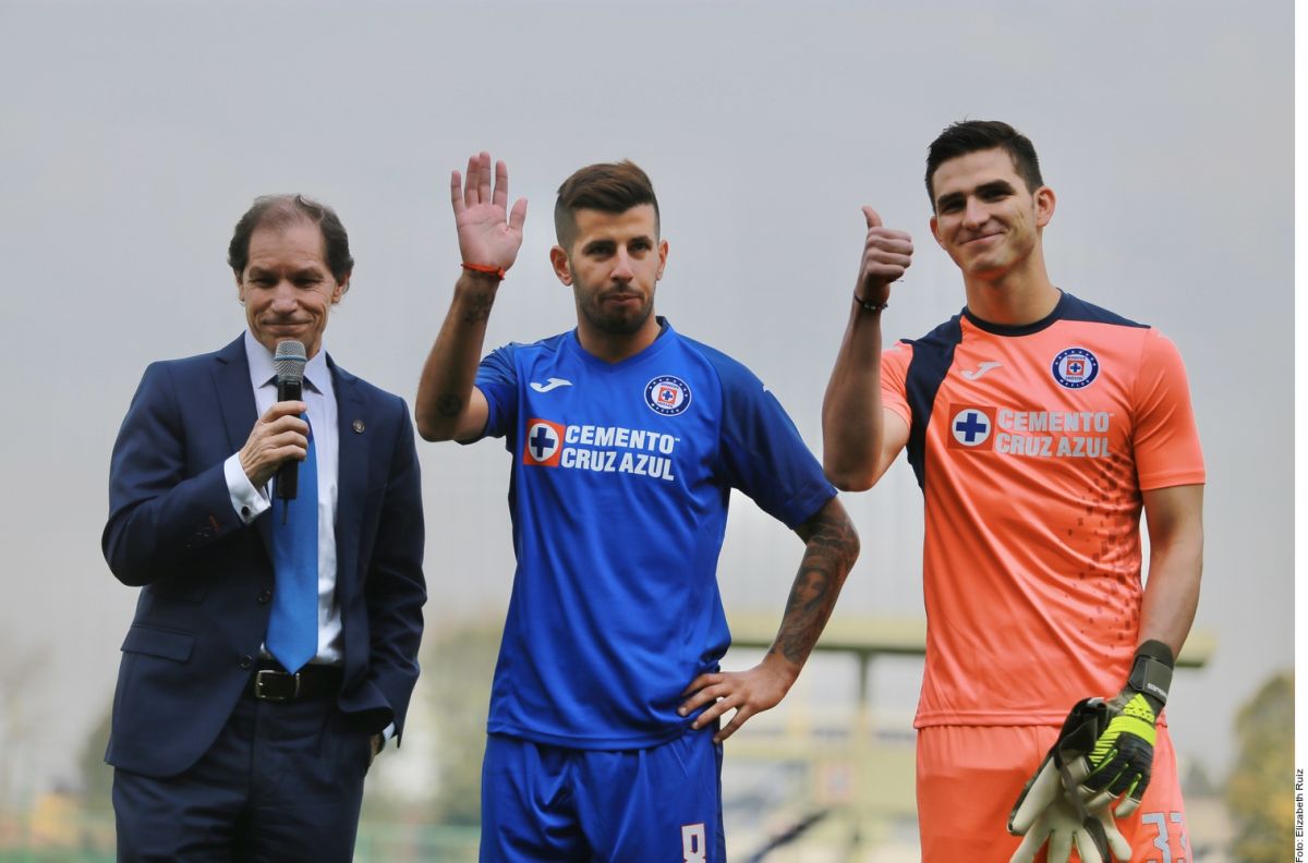 Ceppelini y Jurado ya debutaron en partido amistoso.