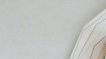 Las meseras se dividirán la propina entre las dos.