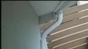 El ladrón acudió a la puerta de la víctima para recoger todos los paquetes que había dejado el repartidor de Amazon.