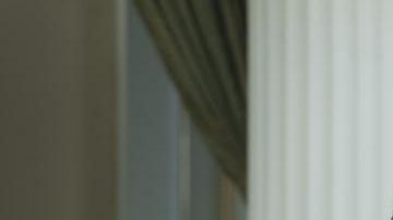 La asambleísta Sabrina Cervantes piden a Biden revertir su prohibición de asilo. (foto website) oficial).