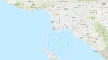 El temblor ocurrió en el mar a unas 17 millas de Long Beach.