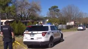 La escena en Channelview.