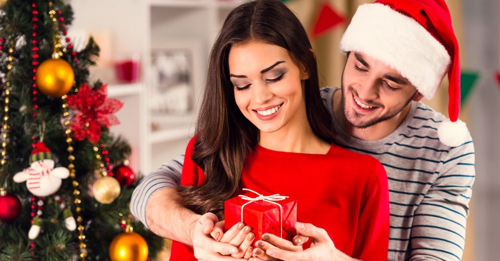 5 regalos originales y románticos para darle a tu pareja en navidad - La  Opinión
