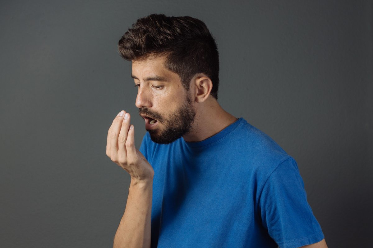¿Cuál es la manera más efectiva de tratar la halitosis o el mal aliento?
