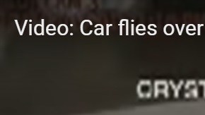 Una cámara capta a un vehículo volando sobre 139 autos