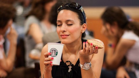 Podrías ganar una comida o bebida gratis por 30 años.