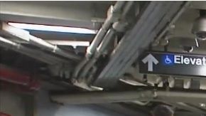 NYPD en el estación Fulton St