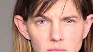 Tiffany Alberts inyectó e heces en la bolsa intravenosa de su hijo de 15 años.