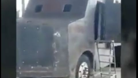 VIDEO: Decomisan camionetas monstruo blindadas del Mencho y el CJNG