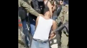 VIDEO: Interrogan, decapitan y descuartizan a supuesto 'halcón' en Guerrero