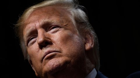 El presidente Trump habría condicionado recursos a Ucrania.