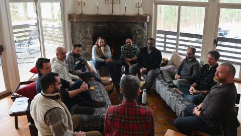 Una reunión del grupo Evryman.