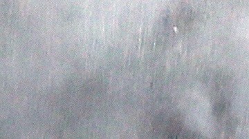 Las autoridades trabajan en el rescate e identificación de las víctimas.