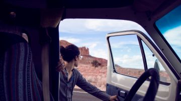 Tips para no sufrir en carretera / Créditos: Nicole Geri vía Unsplash