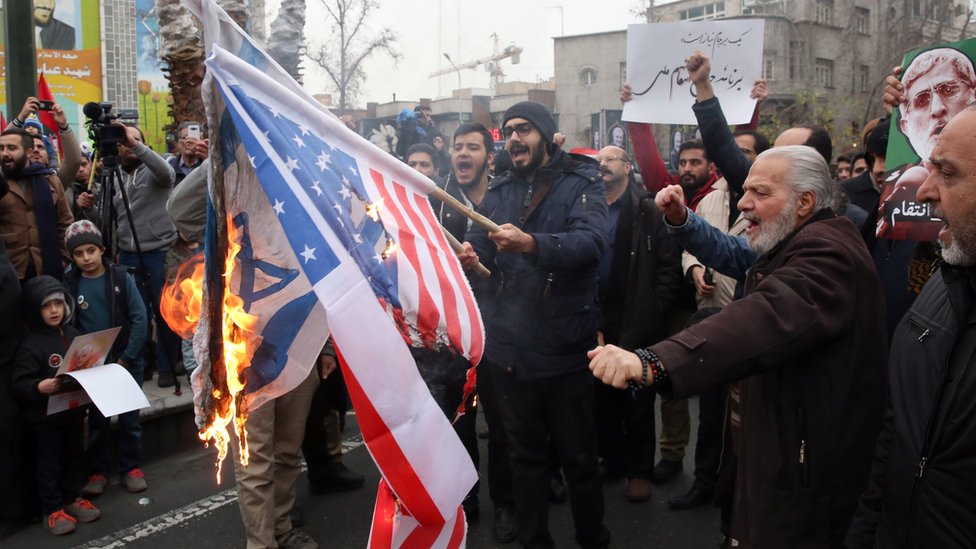Tras la muerte de Qasem Soleimani hubo protestas contra EE.UU. en Teherán.