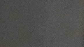 Pasajeros usan mascarillas para proregerse del coronavirus.