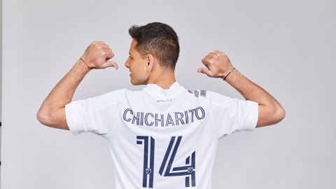 Javier Hernández en su nueva casaca del Galaxy.