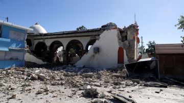 Vista general de la parroquia Inmaculada Concepción, destruida casi en su totalidad tras el sismo registrado este martes, en Guayanilla (Puerto Rico)