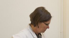 La tercera edad necesita más cuidados que el resto de la población