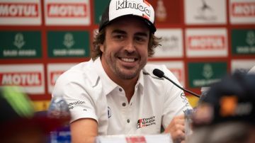 Fernando Alonso, excampeón de F1, en el Rally Dakar.
