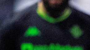 Sin embargo, no terminaron el encuentro y salieron de la cancha de cambio.