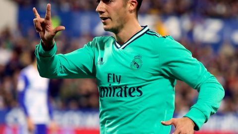 El Zaragoza plantó cara al líder de La Liga pero pecó de inocencia.