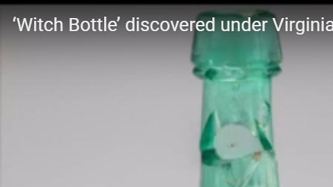 Botella de bruja descubierta en una carretera de Virginia.