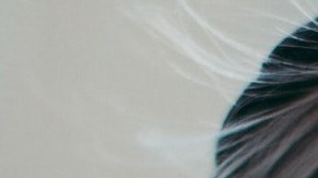 cabello blanco-Anastasiya Lobanovskaya en Pexels