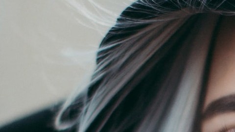 cabello blanco-Anastasiya Lobanovskaya en Pexels