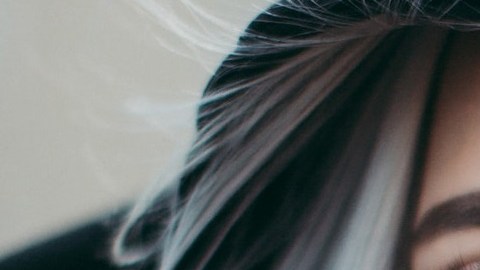 cabello blanco-Anastasiya Lobanovskaya en Pexels
