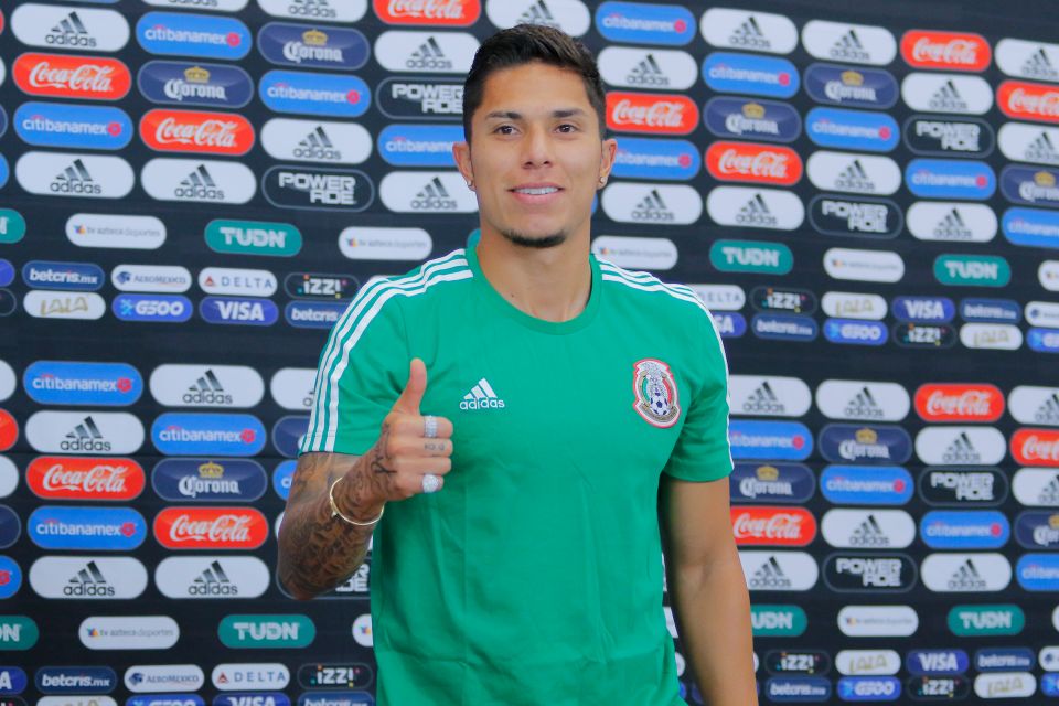 Esposa de Carlos Salcedo lo descubrió en plena infidelidad y lo