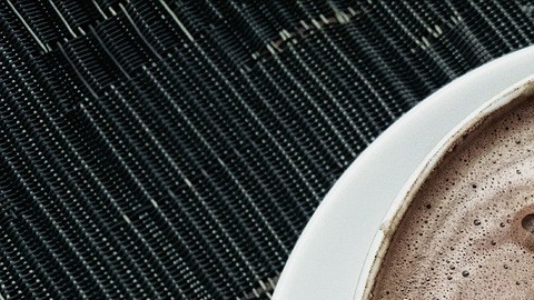 Una taza de chocolate caliente aporta beneficios a la salud
