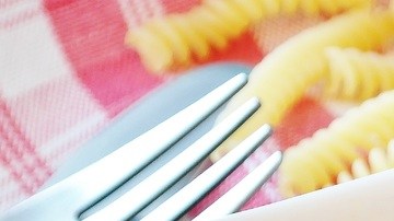 Los ácidos como el limón, el vinagre o el tomate pueden balancear los sabores.