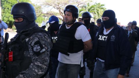 Roberto Carlos Silva Pereira al llegar a El Salvador.