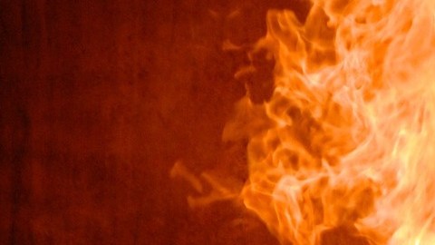 Los bomberos rescataron a siete personas.