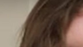 La mujer creó un perfil como si fuera un adolescente en varias redes sociales.