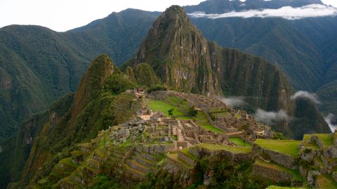 Complejo de Machu Picchu, la fortaleza inca enclavada en el sureste de los Andes del Perú.