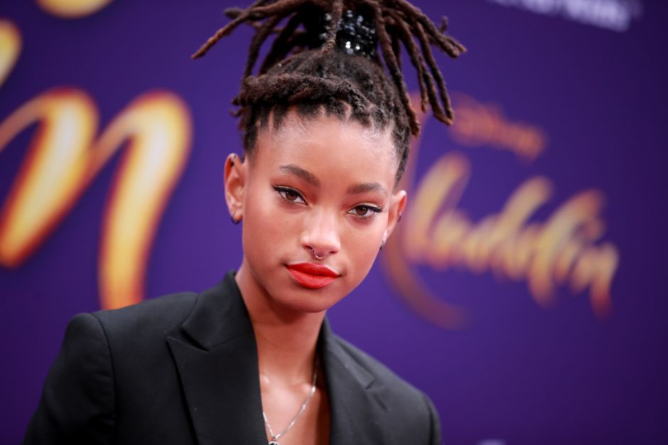 ¿Por qué Willow Smith pasará 24 horas encerrada en una ...