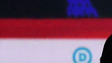 La camaradería entre Castro y Warren se vio durante algunos debates.