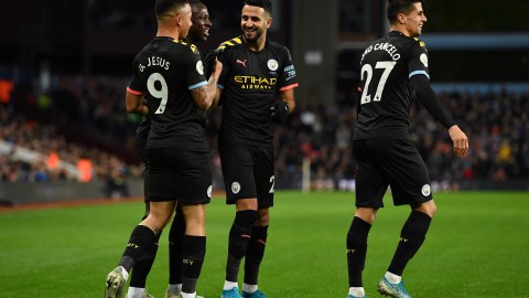 manchester city tuvo fiesta con modelos