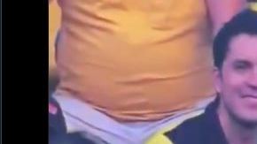 La actitud del joven lo delató.