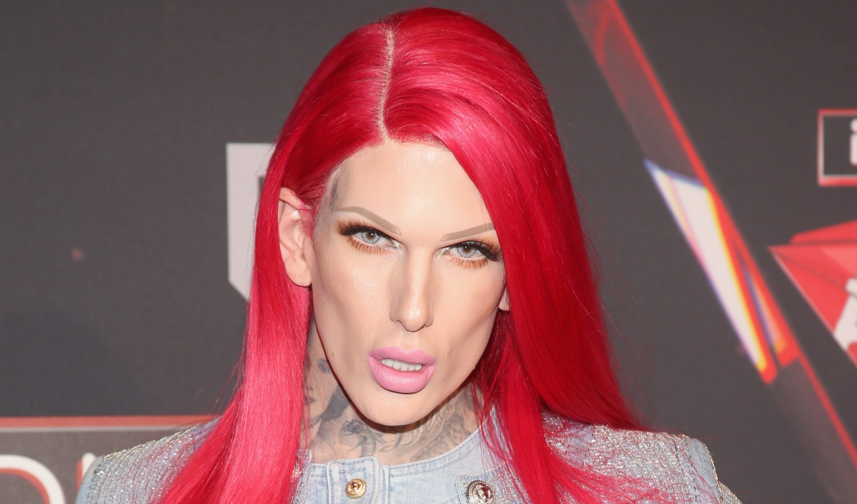 A cuánto asciende la fortuna de Jeffree Star? - La Opinión