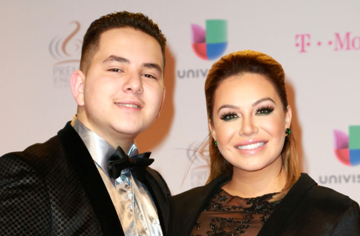 Johnny López y Chiquis Rivera