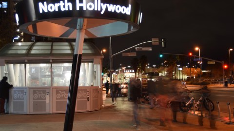 En North Hollywood seis de cada 10 personas son latinas. (Iván Mejía)