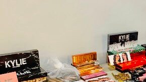 Autoridades alertan sobre maquillaje pirata proveniente de China y con riesgos para la piel y la salud.