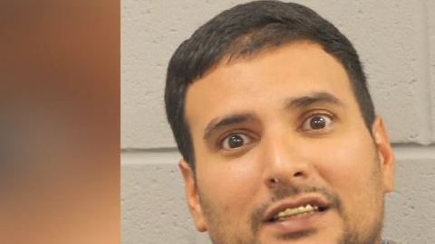 Emerson Muñoz enfrenta varios cargos.