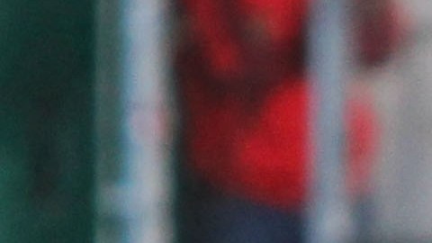 Víctor Guzmán atraviesa por un momento complicado de su carrera.