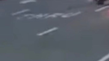 El robo del vehículo en el aeropuerto de Fort Myers (Florida) fue captado por las cámaras de videovigilancia.