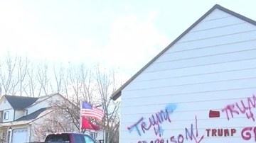 Vandalizan su casa por apoyar a Trump.